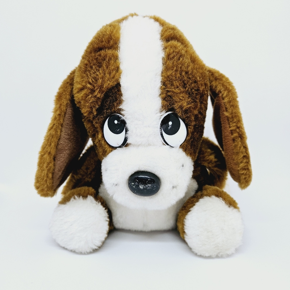 Vintage Giftco Sad Basset Hound Plush - 1983